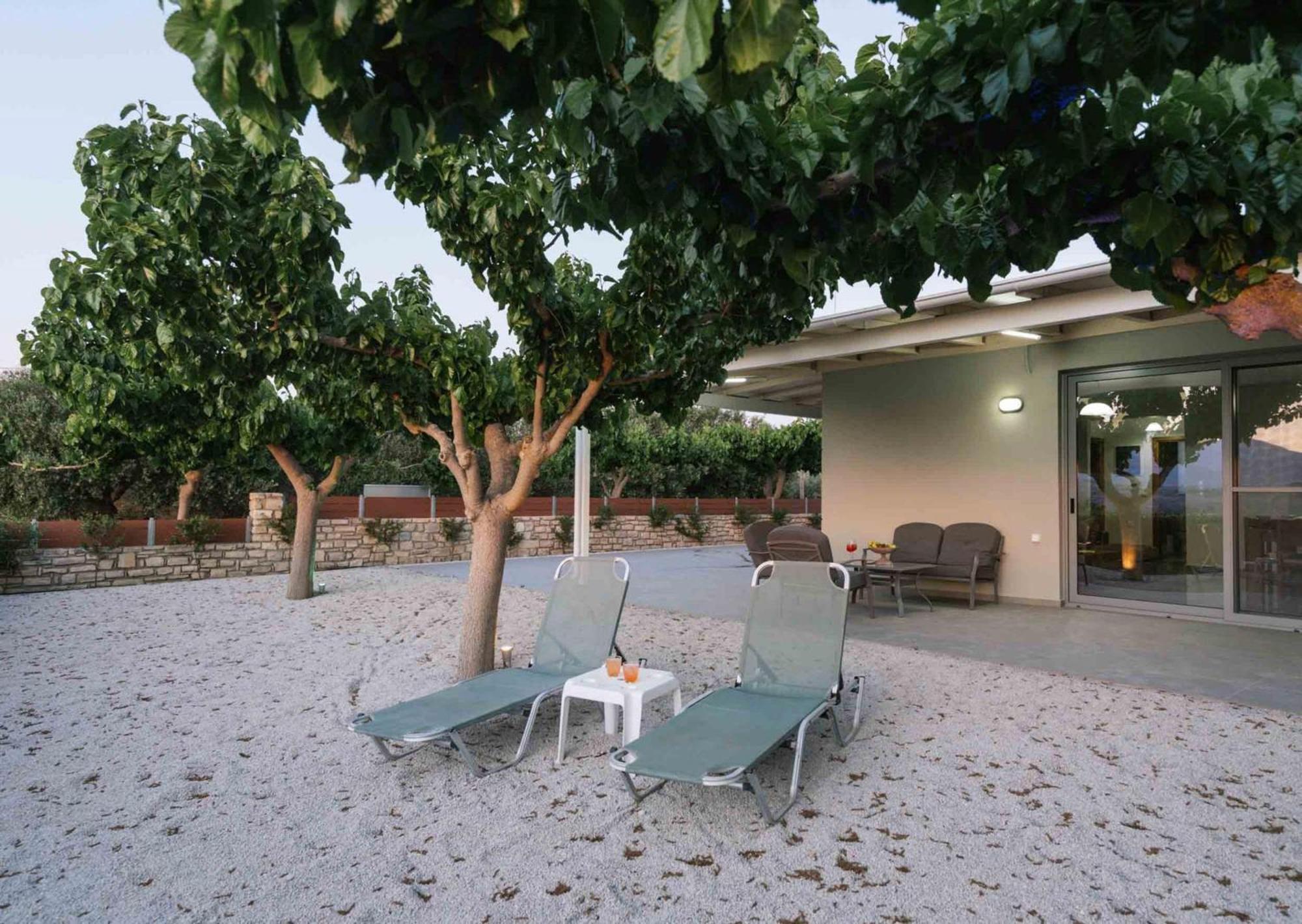 Amfithea Villas Petrokefali ภายนอก รูปภาพ